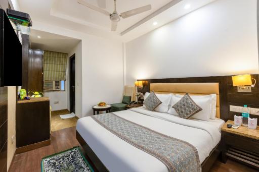 Hotel Chanchal Continental - Housity