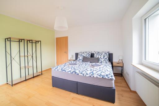 Köstlbach Apart I Ferienwohnung bis 3 & 6 Personen I Nürnberg I Neumarkt I Messe I Natur I Küche I Parken I Waschmaschine I Garten - Housity