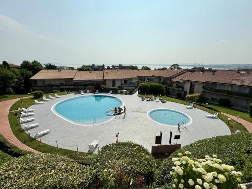 Kristall Lago Residence - Housity