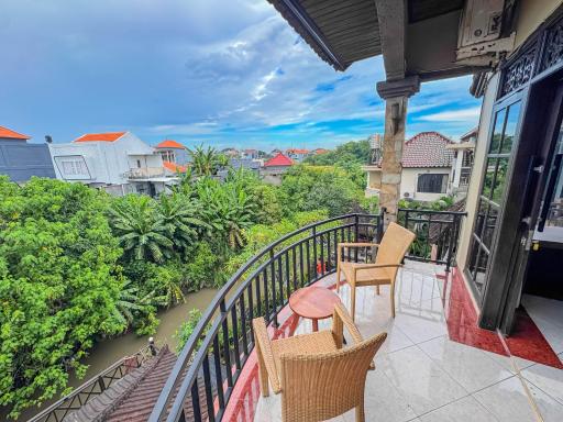 Griya Shanti Homestay - Housity