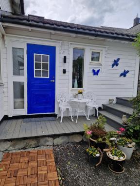 Huset på hauen - Housity