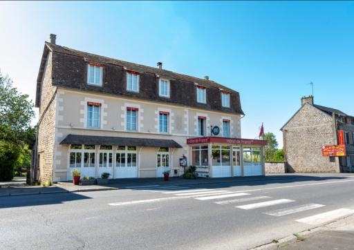 Logis Hôtel De France- Restaurant GRILL - Housity