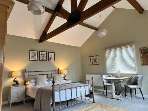 White House Farm - Beautiful Self Contained Courtyard Rooms - Housity