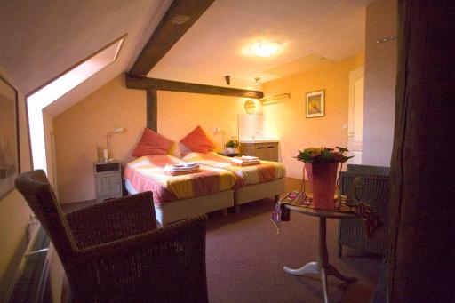 Bed & Breakfast Onder Dak - Housity