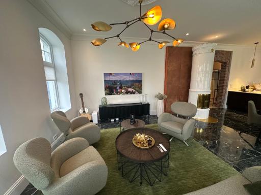 Elegant Three-Bedroom Apartment with Stunning Sea Views - Very limited availability - Secure your booking for Christmas 2026 or Summer 2027 - Housity