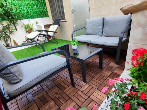 Escapada en Pareja con Jardín Privado - 100 m del Mar - Hizvo