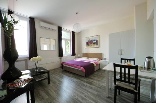 Studio Dolac Centar - Housity