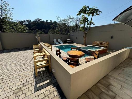 Durban Holiday Apartments by Mieli Estates , Unit 2 - Housity