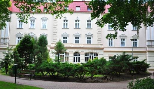 Uzdrowisko Polczyn Gryf - Housity