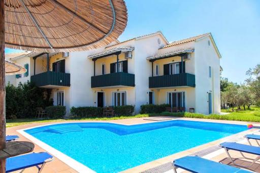 Villaaltinaapartments - Housity