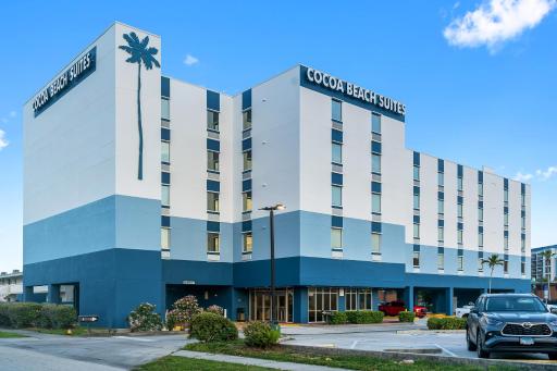 Cocoa Beach Suites Hotel - Housity