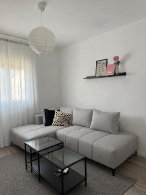 Cloud 9 Apartment - Housity