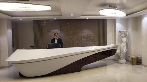 Kingdom Hotel - Housity