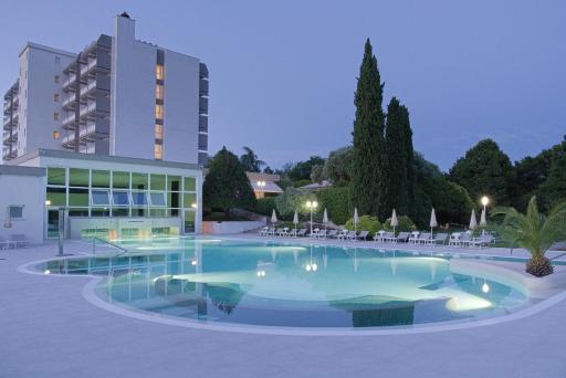 Hotel Des Bains Terme - Housity