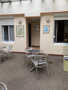 Hotel Du Commerce - Housity
