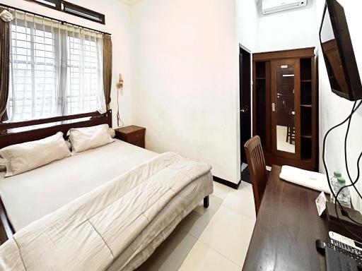 D Maktab Syariah Mitra RedDoorz Malang - Housity