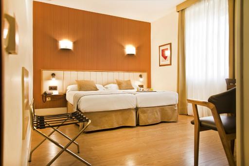 Hospedium Hotel Los Condes - Housity