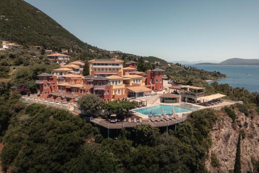 Red Tower Hotel - Housity