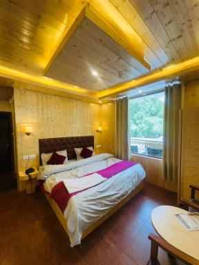 Hotel Himalayan Reverb #nearmallroad #primelocation - Hizvo