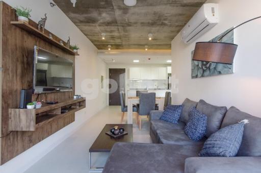 Apartment located steps from Shopping del Sol - Hizvo