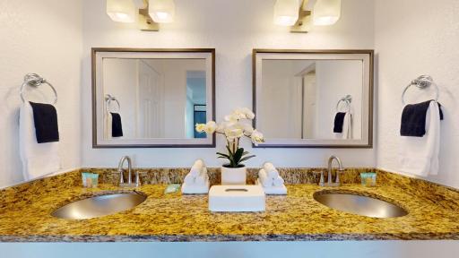 Park Royal Orlando - Housity