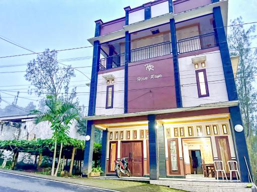 Hotel Huni Raya Bromo - Housity