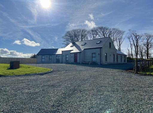 Belraugh Mountain View Hot Tub Lodges - Housity