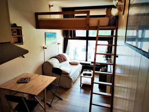 Studio Mezzanine Rénové, Accès Direct aux Pistes, Parking et Internet Inclus, Isola 2000 - FR-1-292-179 - Housity