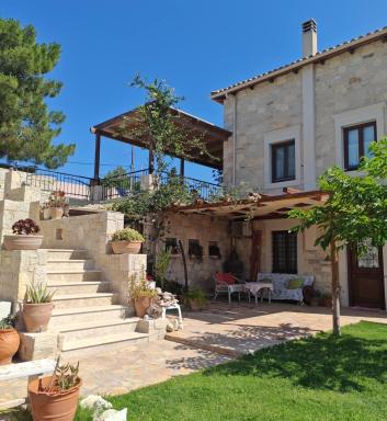 Aelia Apartment III - Housity