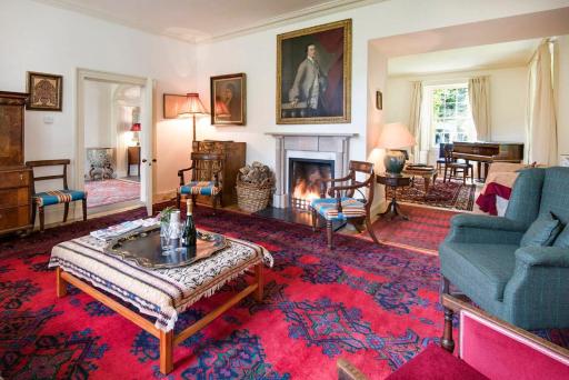 Wallace House - Housity