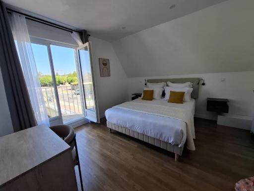 Chambres D'hôtes La Villa Cassinne - Montebourg, Cotentin - Housity