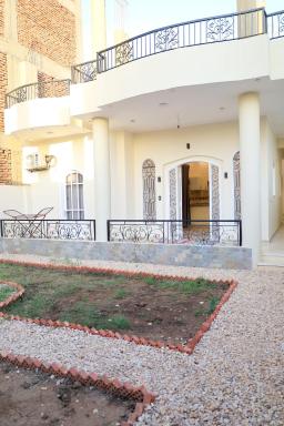 Tomorrow Land villa - Housity