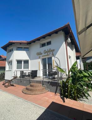 Villa Goldlux - Housity