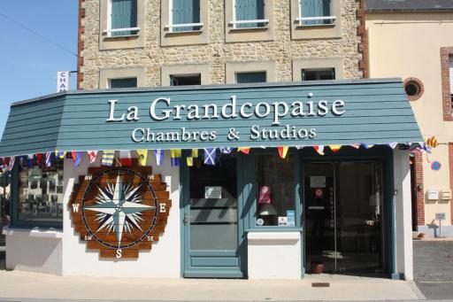 La Grandcopaise Chambres et Studios - Housity