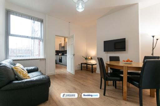 Leigh Accommodation - Housity