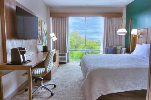 Holiday Inn Gainesville-University Center, an IHG Hotel - Housity