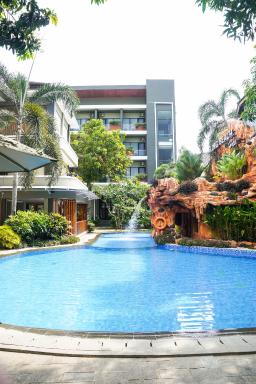 Long Beach Hotel Pangandaran - Housity