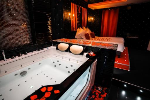 Le Cabaret Vip SPA - Hizvo