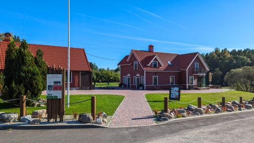 Reiu Holiday Centre - Housity