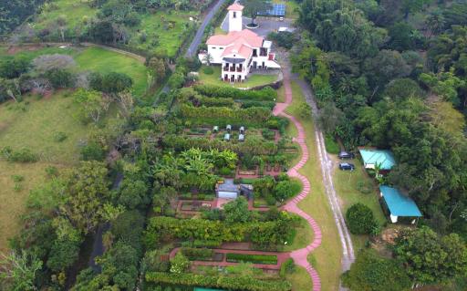 Hotel El Arca, Jardín Botánico y Restaurante - Housity
