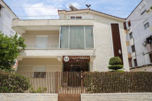 Vila Merkaj - Housity