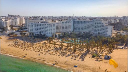 Riadh Palms- Resort & Spa - Housity