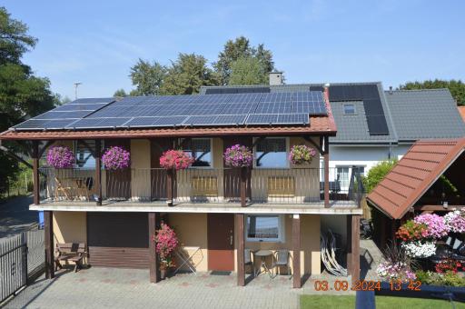 Apartamenty i pokoje u Kryni - Housity