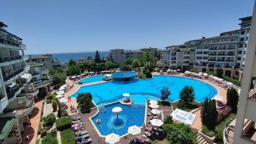 СПА Апартаменти за ГОСТИ Затворен комплекс ЕМЕРАЛД - Housity