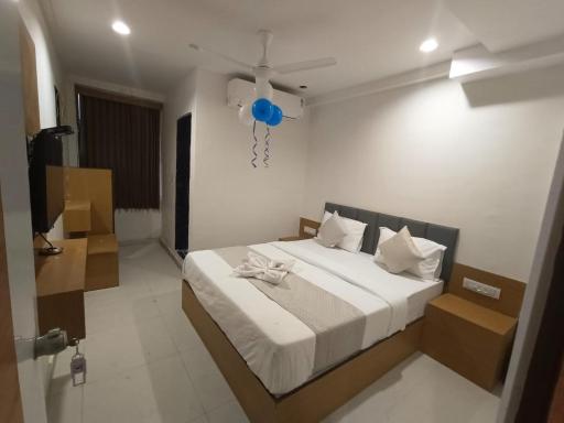 Hotel Royal Relax - Housity