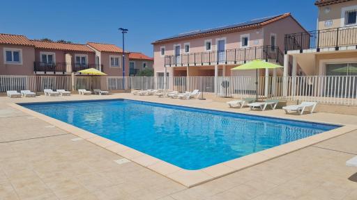 Appart'hotel Résidence La Provence - Housity