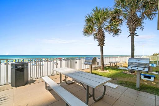Tropic Winds Resort by Panhandle Getaways - Housity