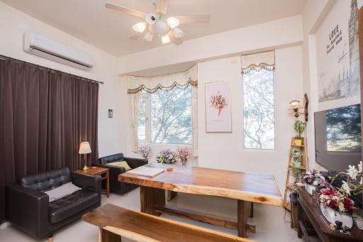 Downshifters House - Housity