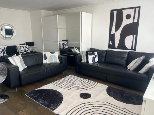 Big Suite Studio - Housity