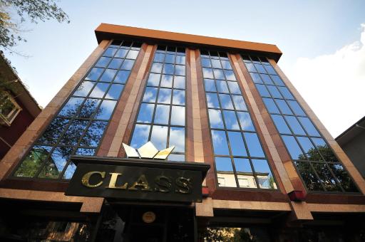 Class Hotel - Housity